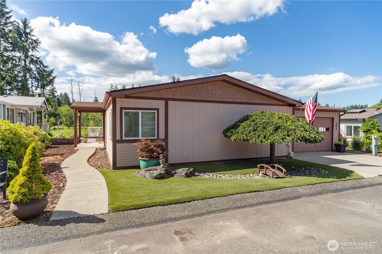 Property Photo: 532 NW Silver Glen Lane WA 98311