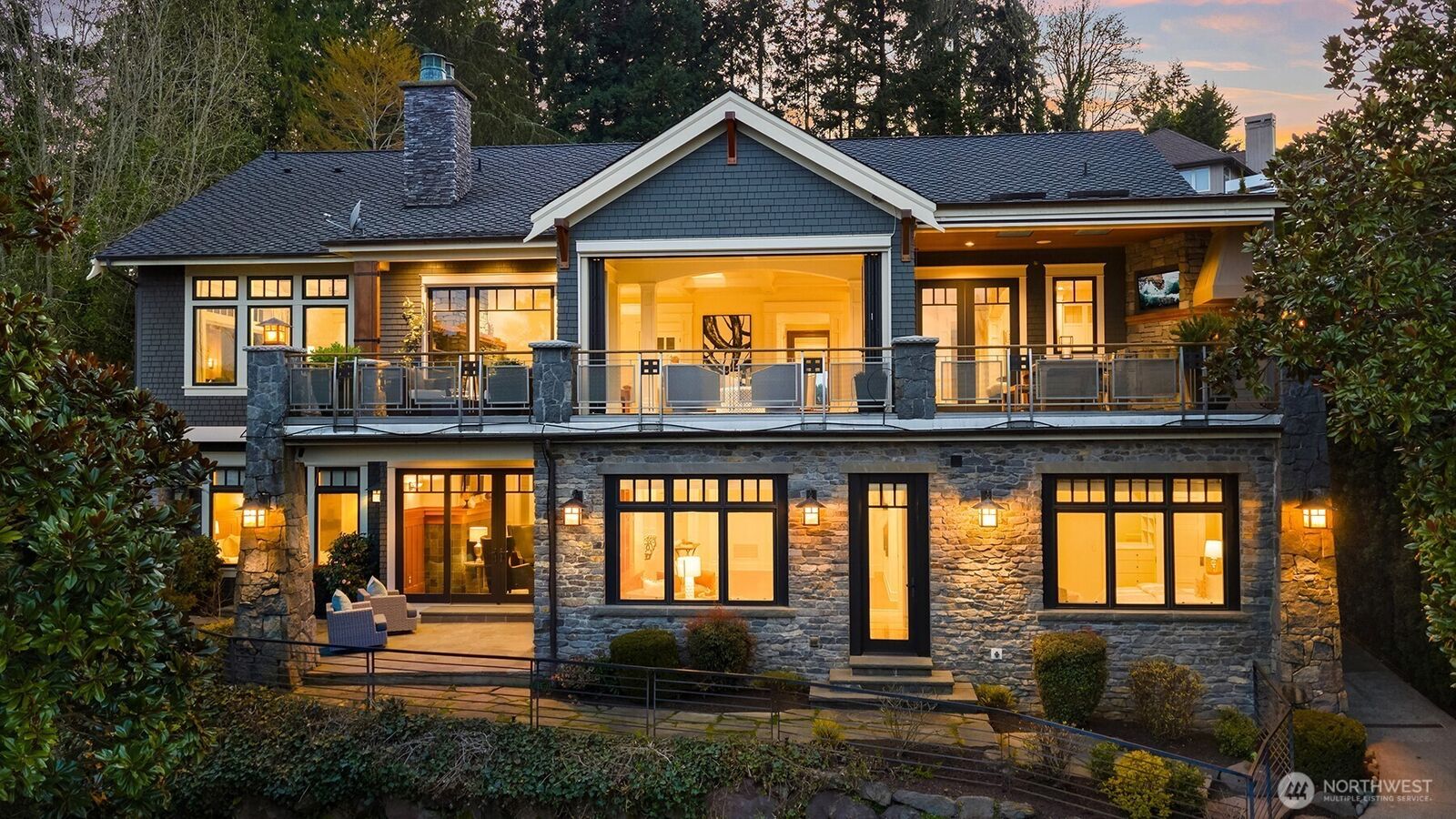Property Photo:  4102  100th Avenue SE  WA 98040 
