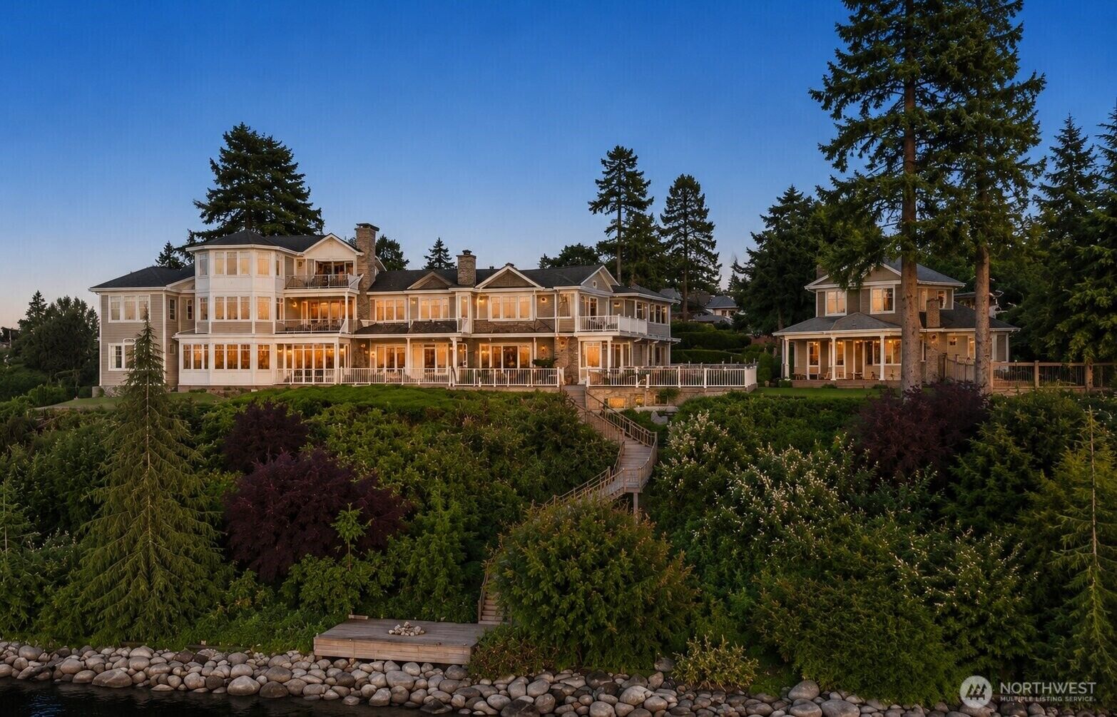 Property Photo: 1114 B Avenue WA 98221