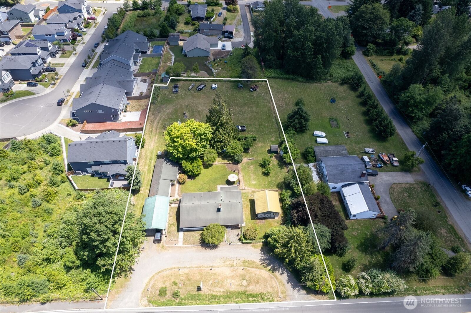 Property Photo:  26508  132nd Avenue SE  WA 98042 