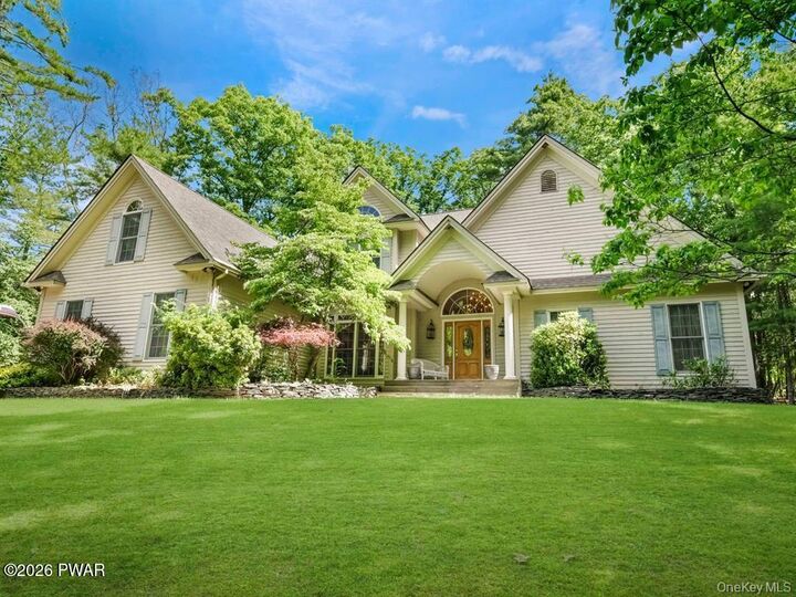 Property Photo: 101 Azalea Court PA 18337