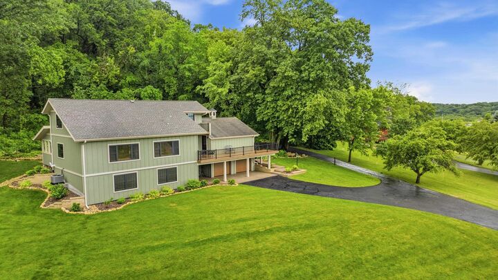 Property Photo:  103 Cogan Drive  IL 61036 