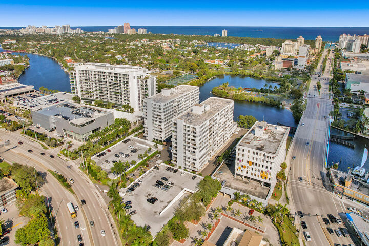 Property Photo:  1170 N Federal Highway 309  FL 33304 