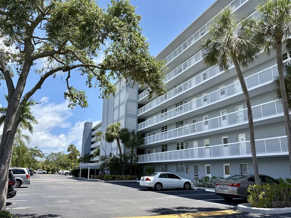 Property Photo: 5700 NW 2nd Avenue 301 FL 33487