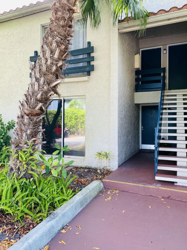 Property Photo:  5268 NE 6th Avenue A28  FL 33334 