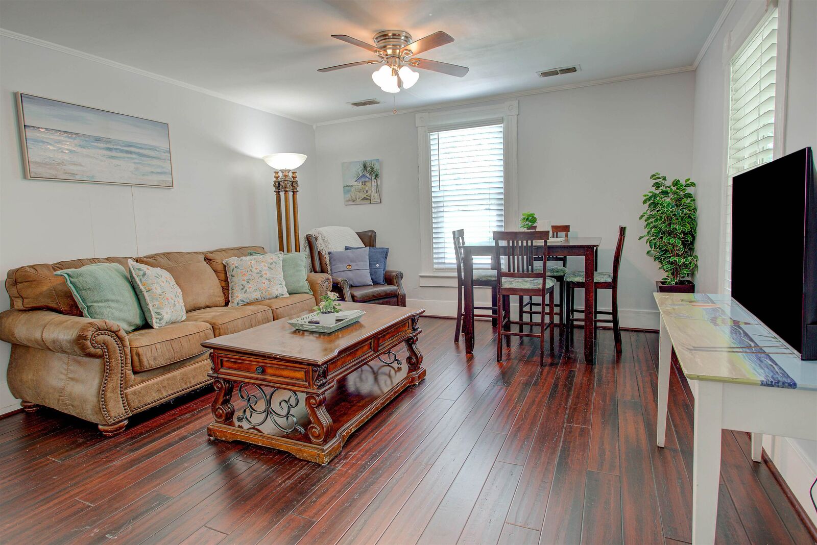 Property Photo: 14 Sanchez Avenue FL 32086