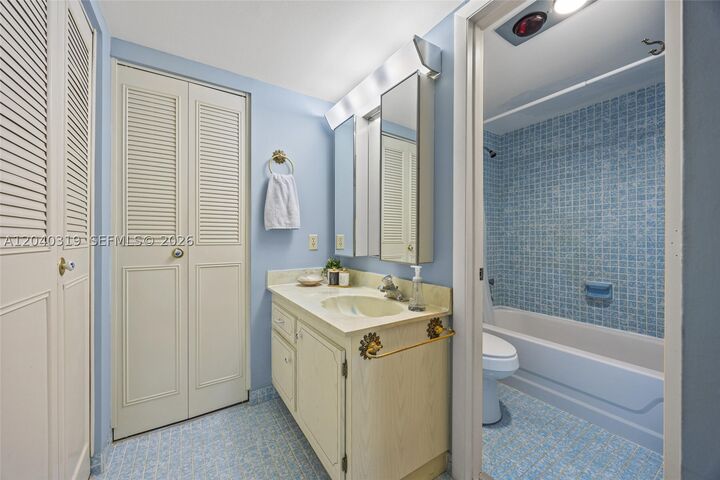 Property Photo:  860 SE 6th Ave 409  FL 33441 