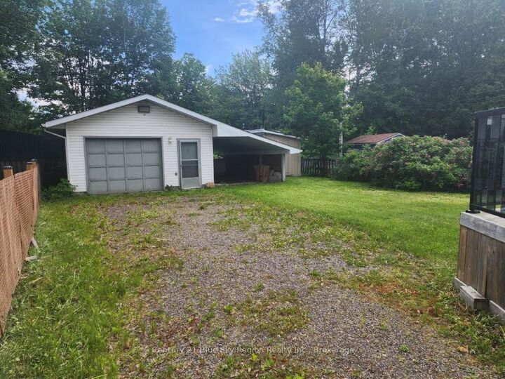 Property Photo: 677 Tackaberry Drive ON P1B 8R1