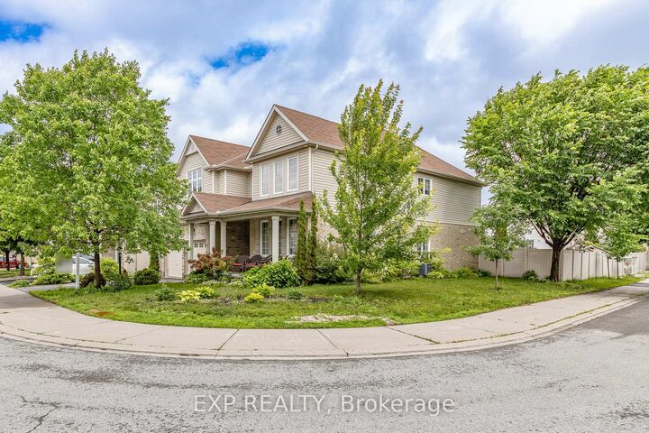 Property Photo: 167 Chenoa Way ON K2J 0W8