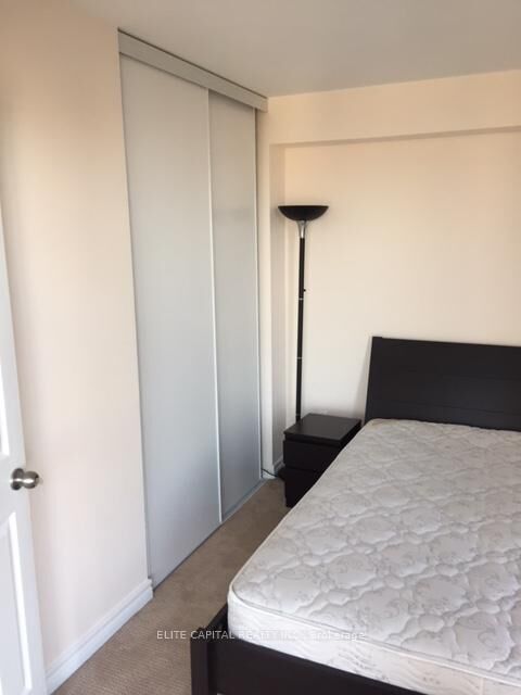 1055 Bay Street 2210 — photo 1