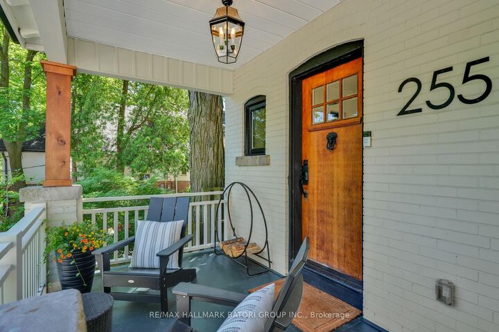 Property Photo:  255 Blythwood Road  ON M4N 1A7 