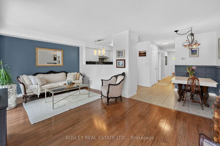 Property Photo: 6263 Valley Way N/A 10 ON L2E 0A1