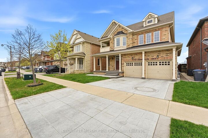 Property Photo: 193 Bonnieglen Farm Boulevard ON L7C 4C1