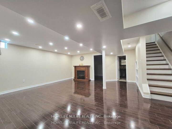 Property Photo: 3866 Thomas Street ON L5M 7B1