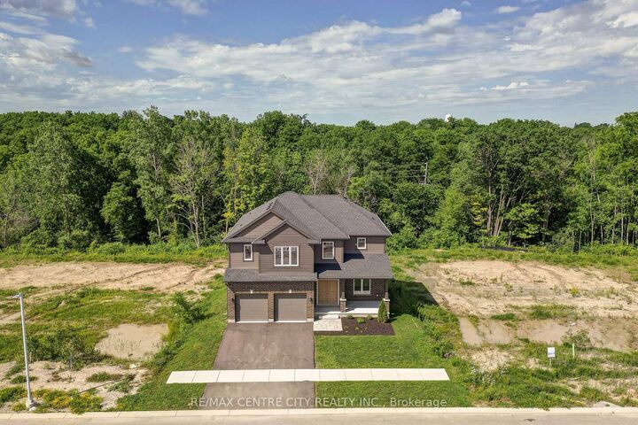 Property Photo: 58 Aspen Parkway ON N5H 3H7