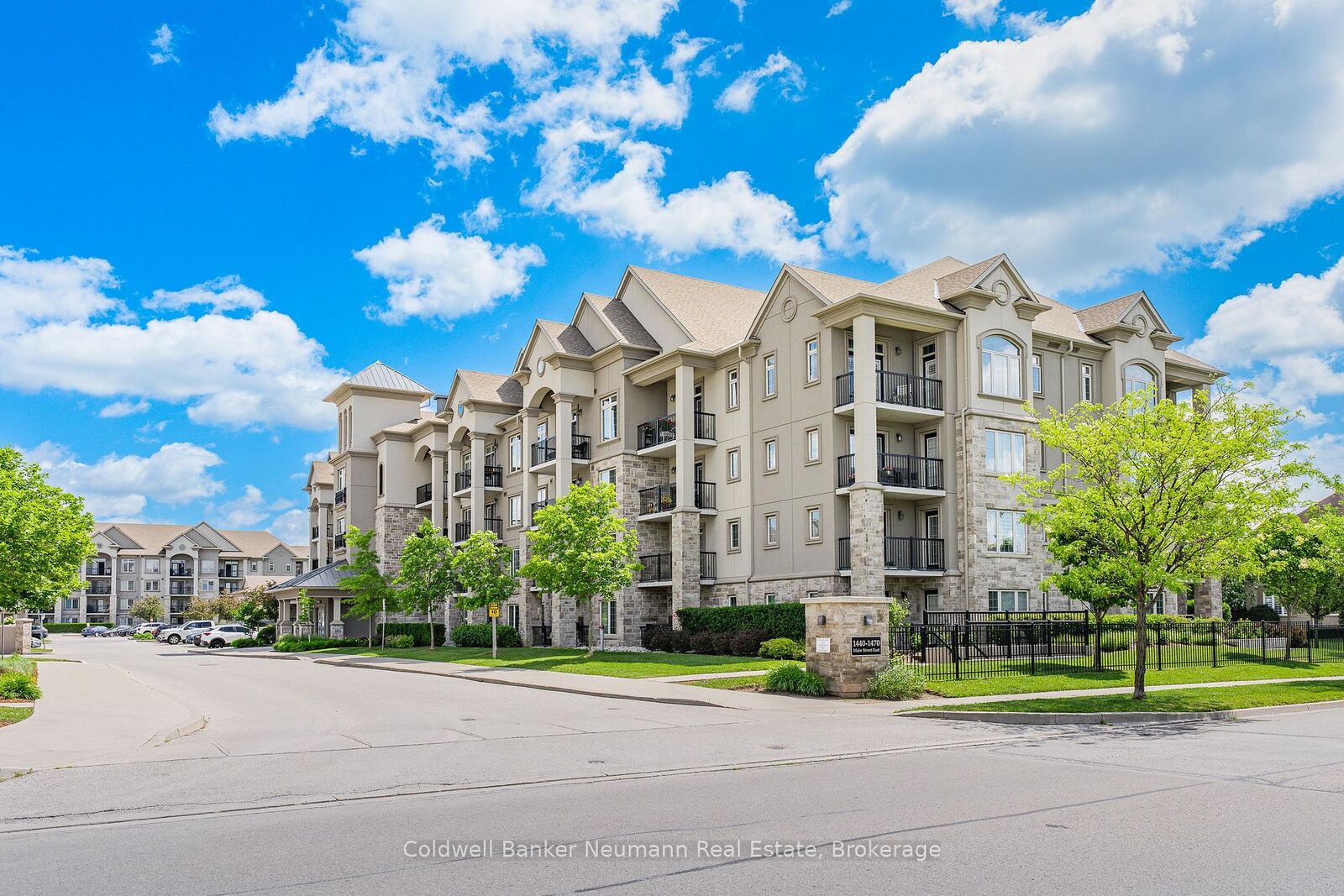 Property Photo:  1450 Main Street E 412  ON L9T 9M3 