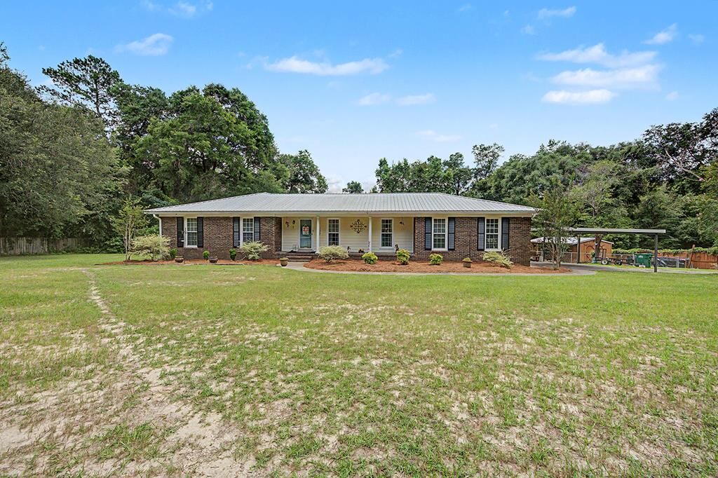 Property Photo:  150 Westfield Rd  GA 31763 