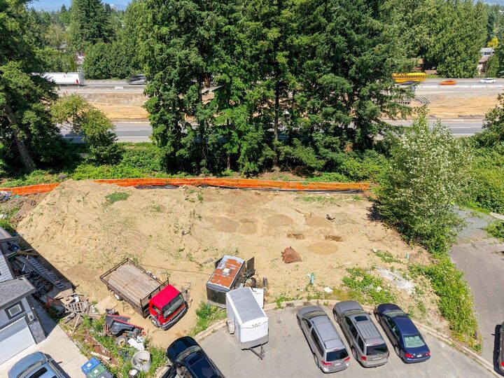 Property Photo: 1765 Keats Street BC V2S 3G4