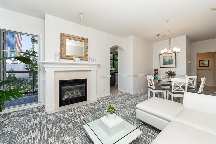 Property Photo:  588 W 45th Avenue 307  BC V5Z 4S3 