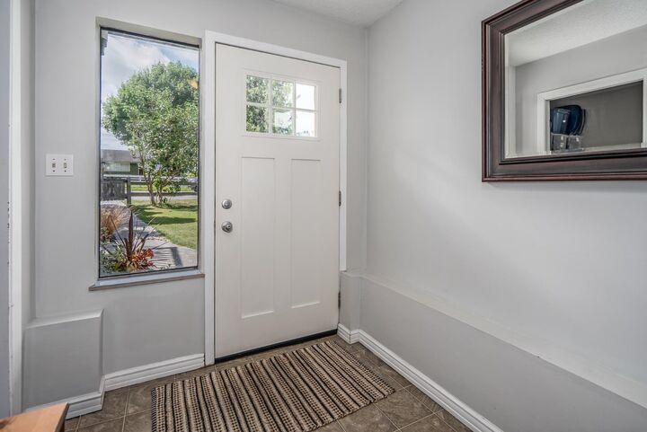 Property Photo: 33561 7 Avenue BC V2V 2E8