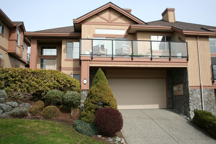 Property Photo: 35931 Empress Drive 9 BC V3G 2M8