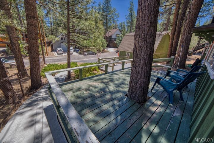 Property Photo:  489 Hillen Dale Drive  CA 92314 