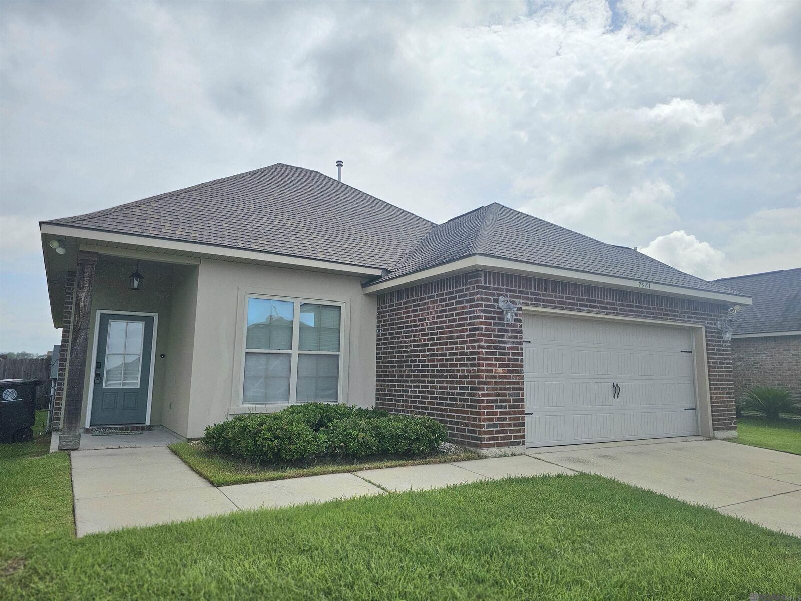Property Photo:  7961 Brown Hickory Ave  LA 70820 