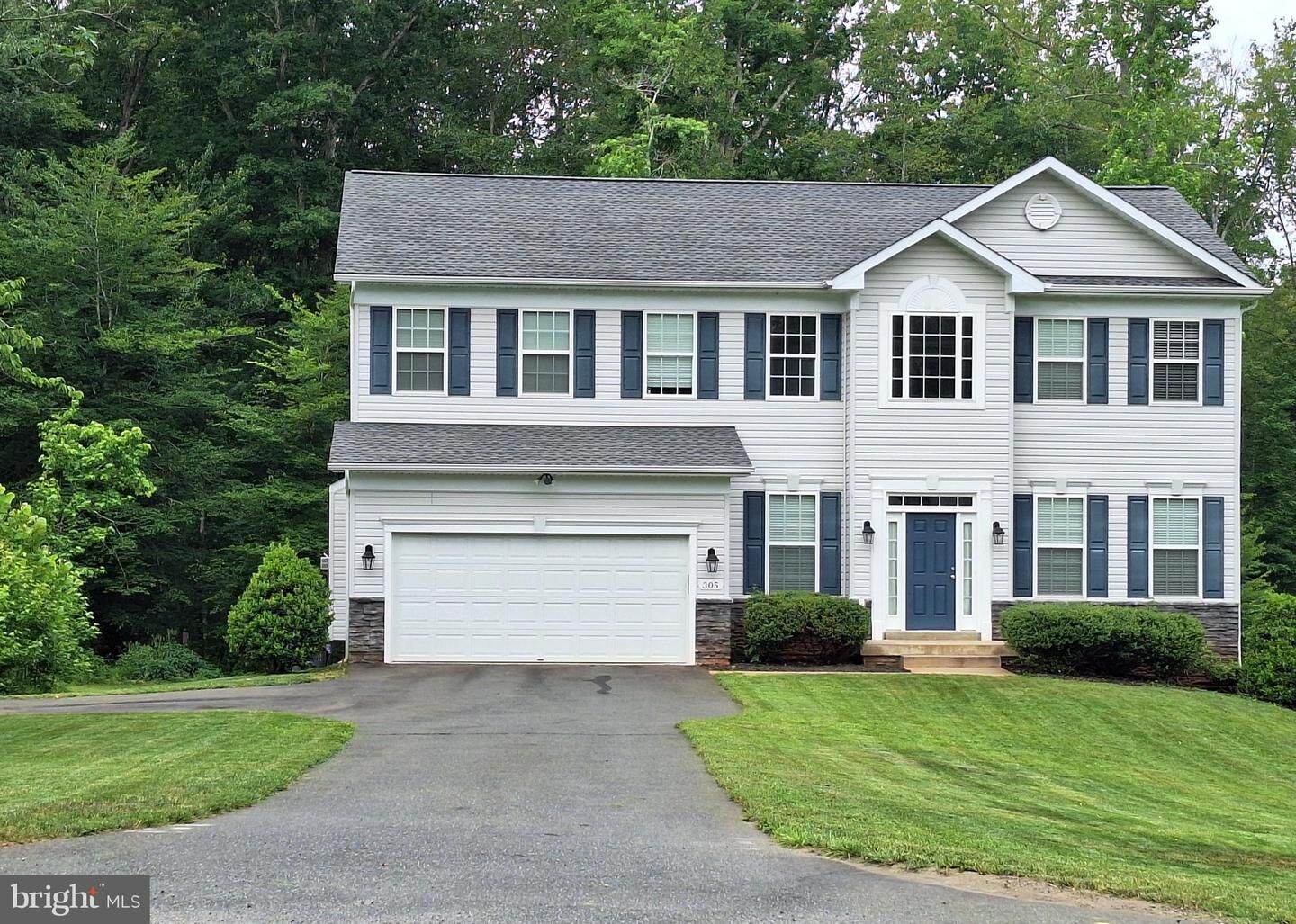 Property Photo: 305 Onville Road VA 22556