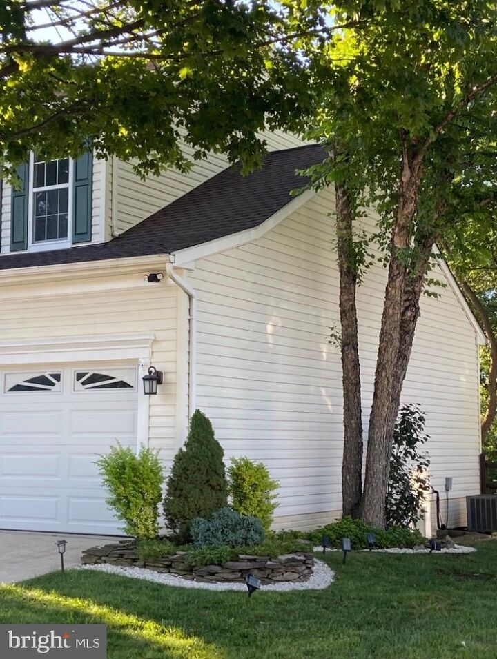 Property Photo: 43157 Malloch Place VA 20176