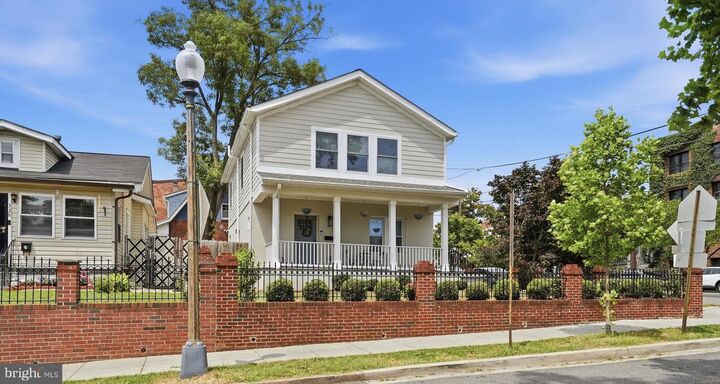 Property Photo: 2700 4th Street NE DC 20002