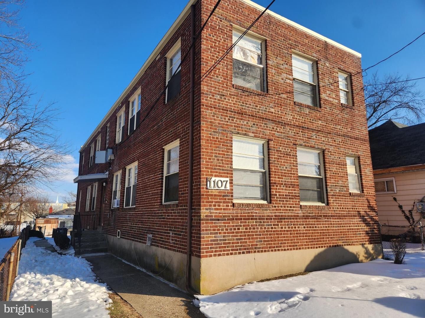 Property Photo:  1107 48th Place NE  DC 20019 