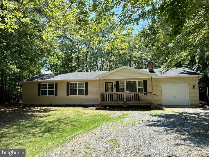 Property Photo: 35865 Sycamore Court MD 20659