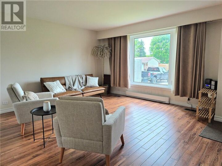 Property Photo:  1705 Gemmel Street  ON P3A 1H5 