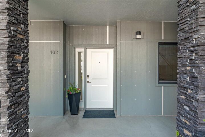 Property Photo: 447 W Waterside Drive 102 ID 83854