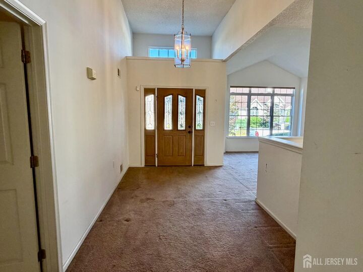 Property Photo:  23 Severn Way  NJ 08831 