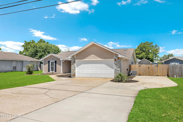 Property Photo:  1321 S Berthe Avenue  FL 32404 