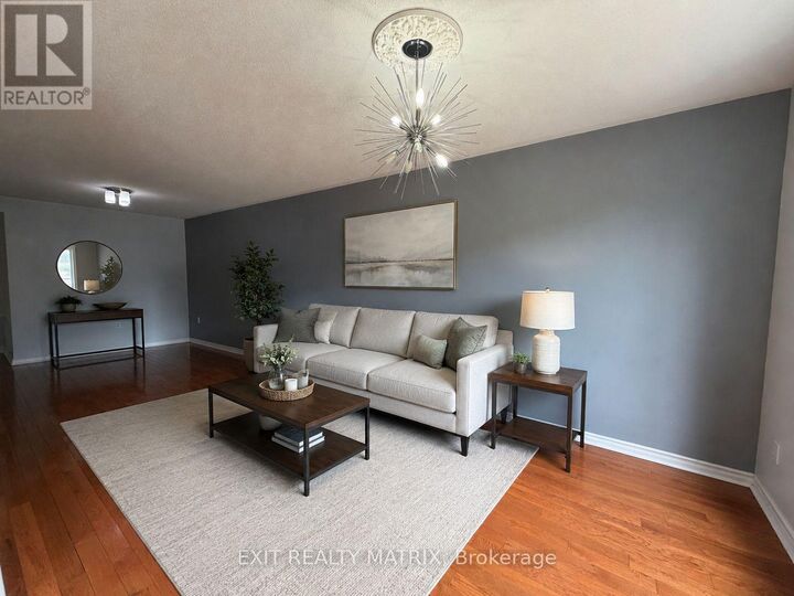 Property Photo:  35 Binbury Way  ON K1T 4C2 