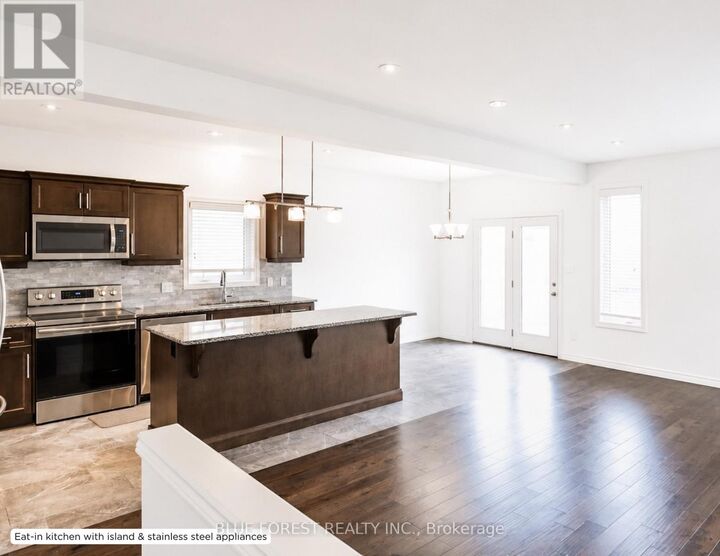 Property Photo:  4377 Lismer Lane  ON N6L 0E1 