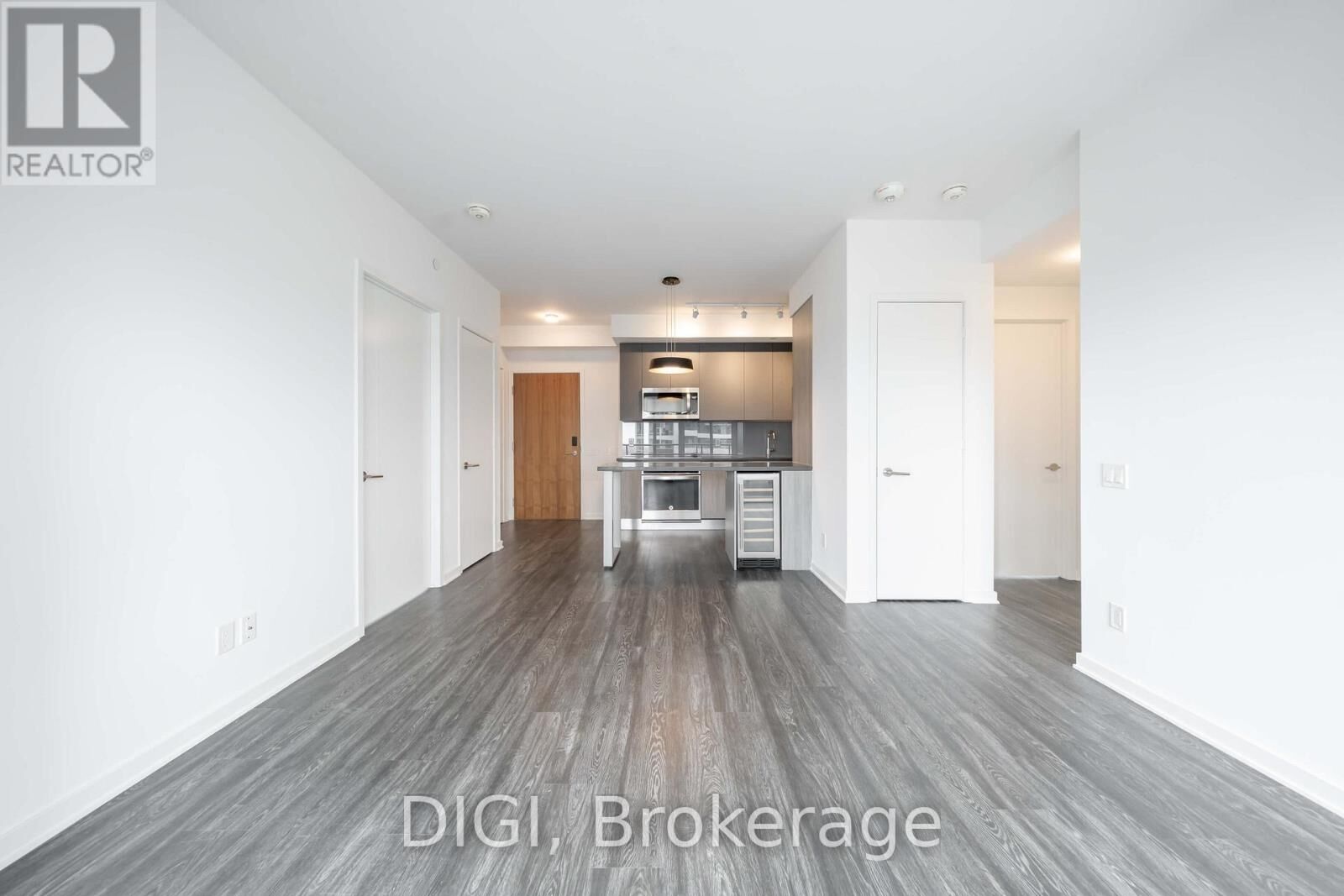 Property Photo:  25 Selby Street 1504  ON M4Y 0E6 