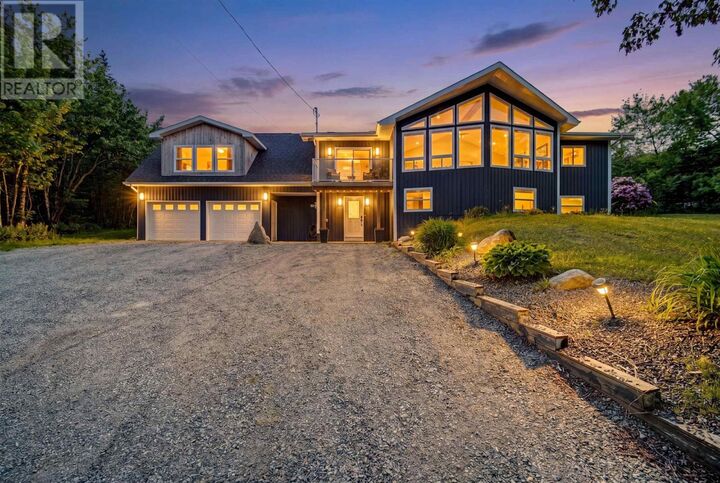 Property Photo:  18 Delmerle Drive  NS B3T 1W9 