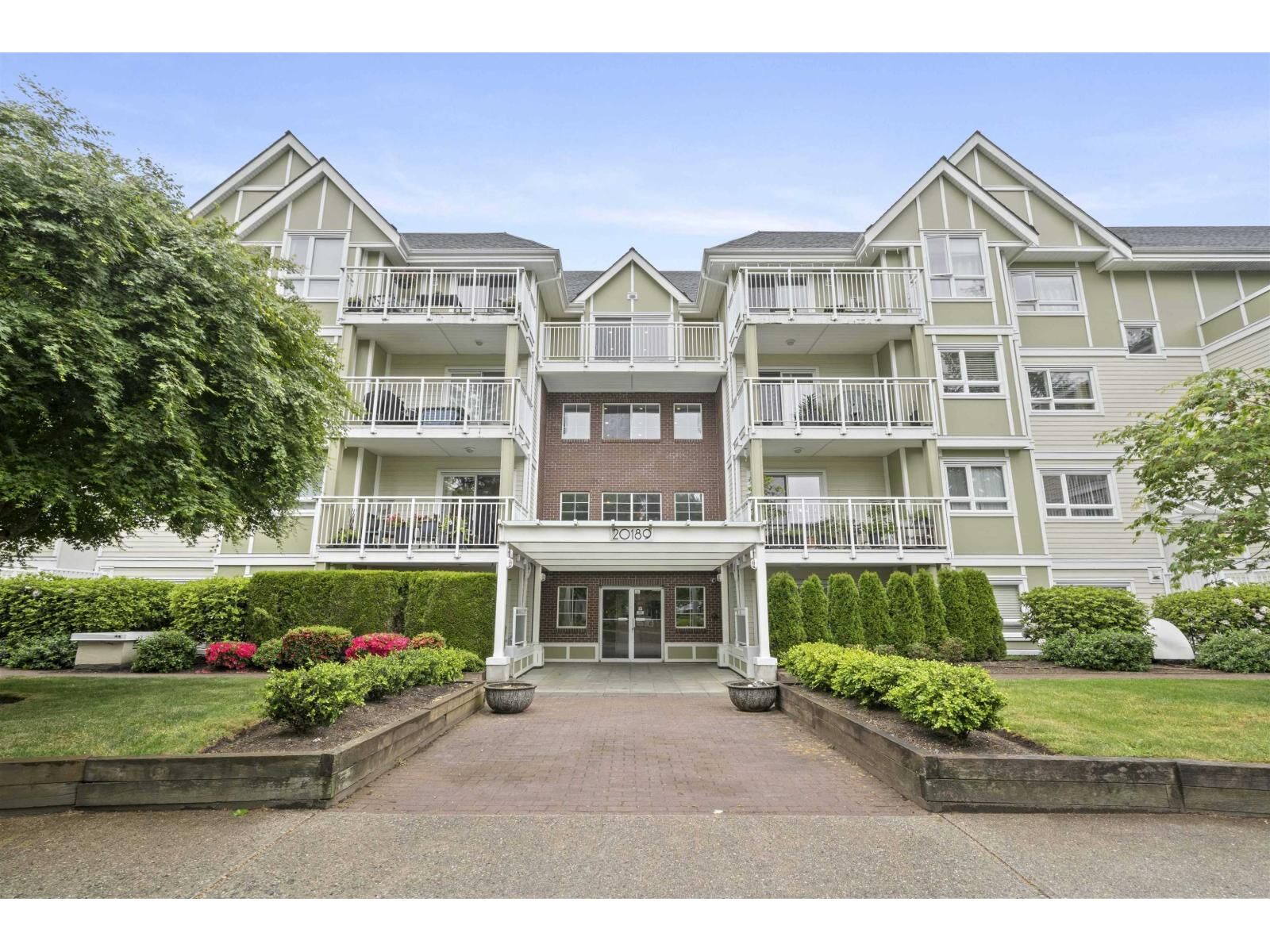 Property Photo:  20189 54 Avenue 103  BC V3A 3W2 