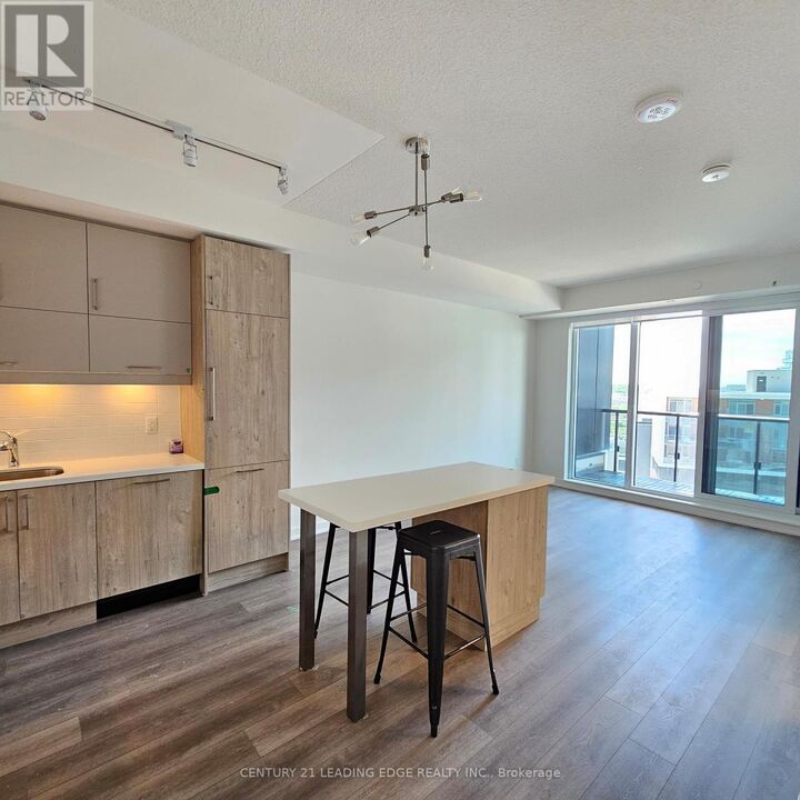 Property Photo: 292 Verdale Crossing 1513B ON L6G 0H6