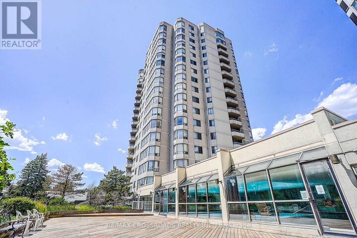 Property Photo:  160 Alton Towers Circle 1612  ON M1V 4X8 