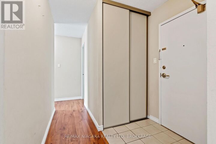 Property Photo:  7 Gale Crescent 502  ON L2R 7M8 