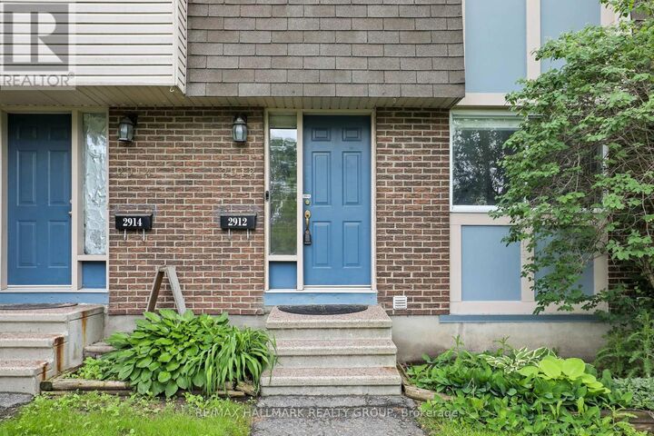 Property Photo:  2912 Fairlea Crescent  ON K1V 8T7 