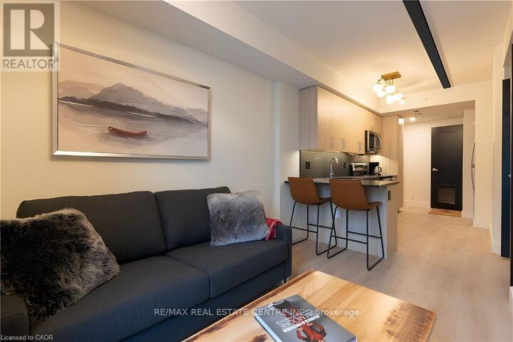 Property Photo:  145 Columbia Street West 611  ON N2L 0K7 