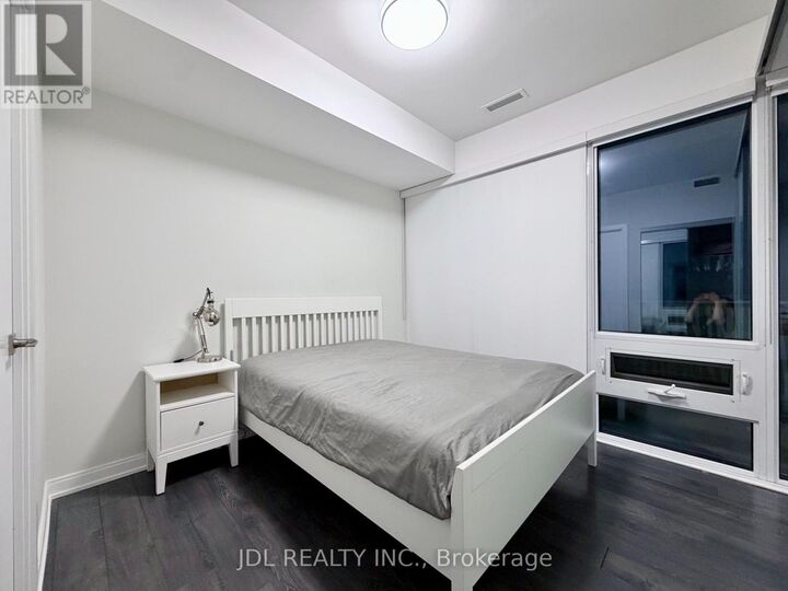 Property Photo:  42 Charles Street East 2002  ON M4Y 1N3 