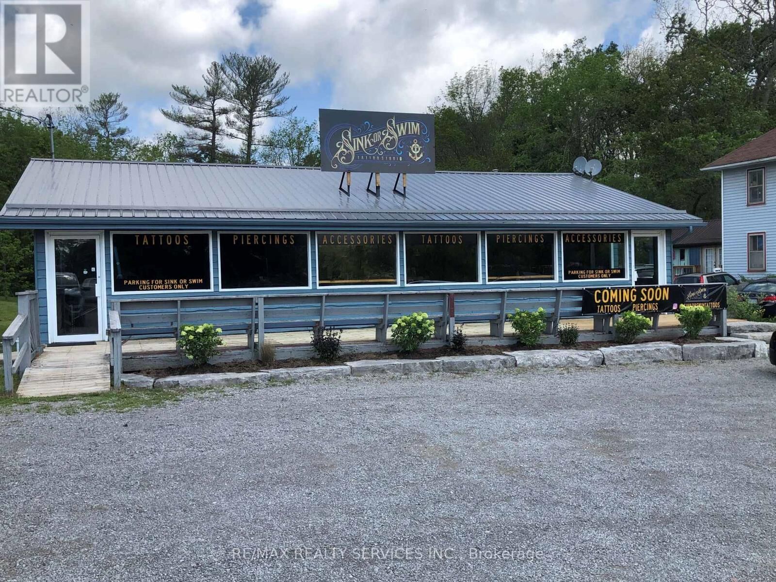 Property Photo: 1919 Lakehurst Road ON K0L 1J0