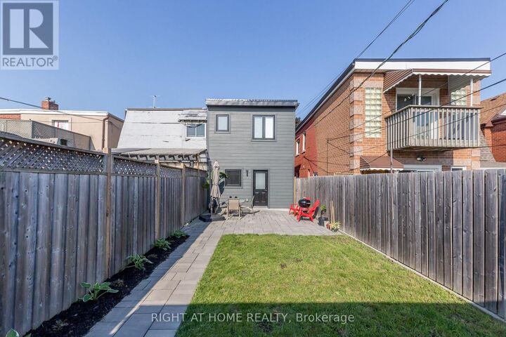 Property Photo:  171 Gilbert Avenue  ON M6E 4W4 