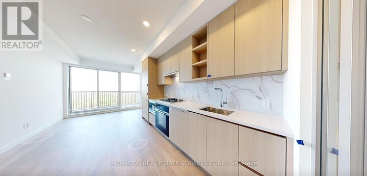 Property Photo:  68 Esther Shiner Boulevard 2906  ON M2K 0J6 